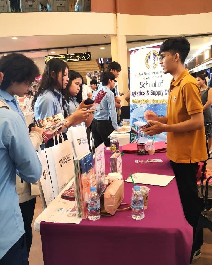 siem-reap-university-expo-04.jpg