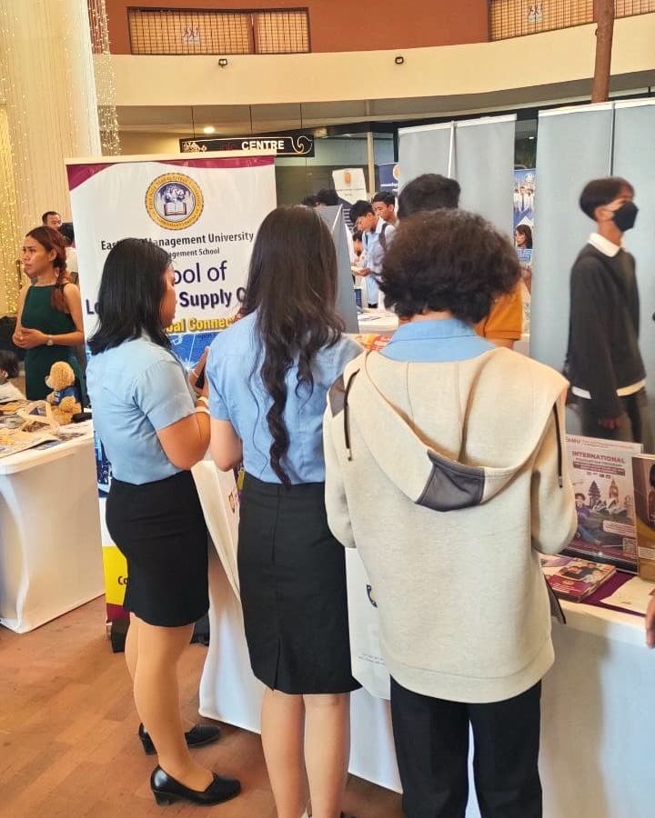 siem-reap-university-expo-07.jpg