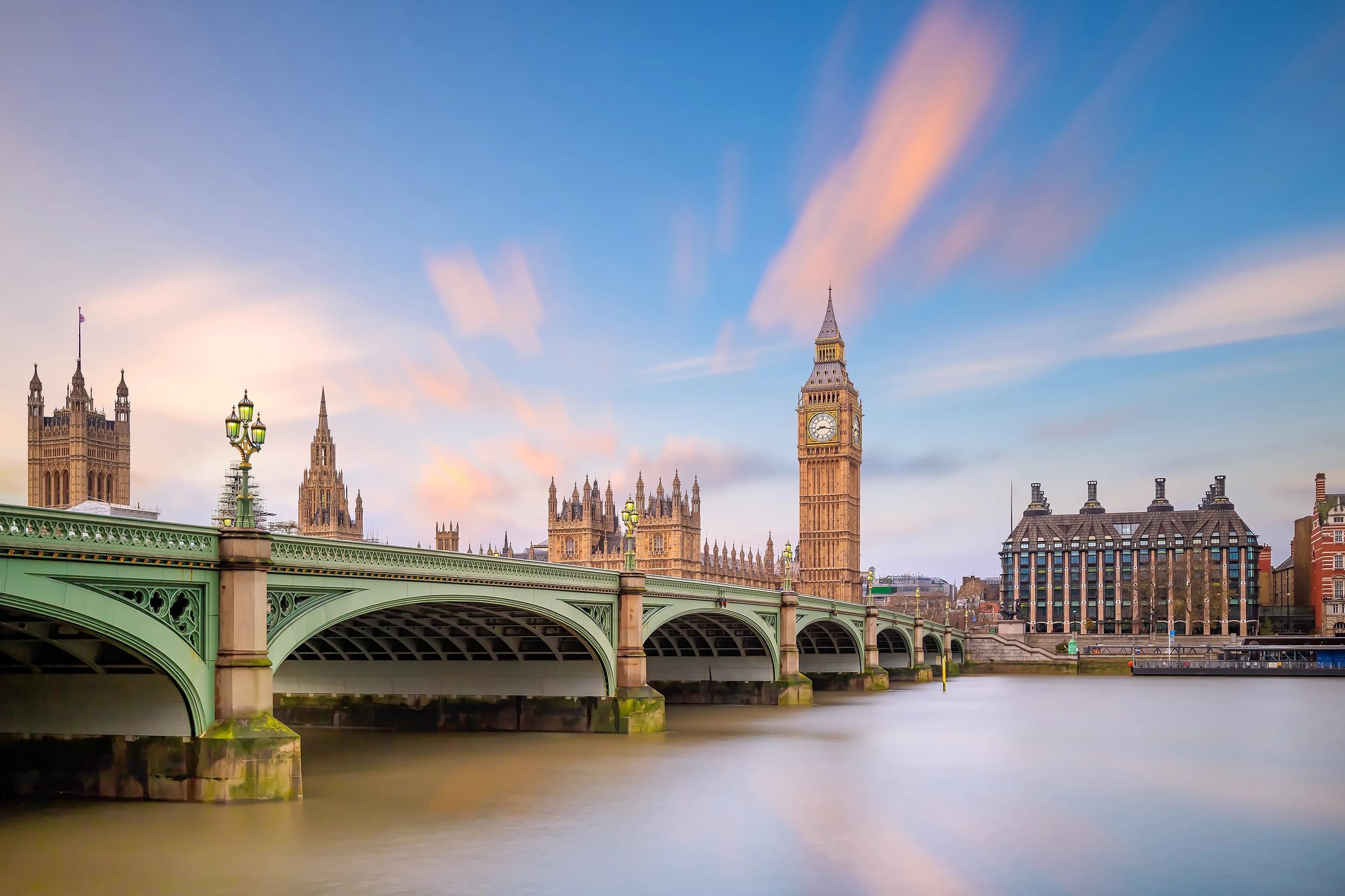 London skyline view showcase